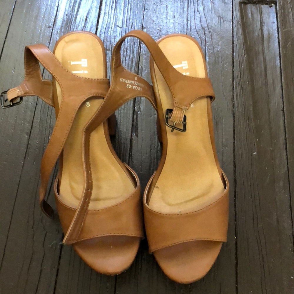 brown heels